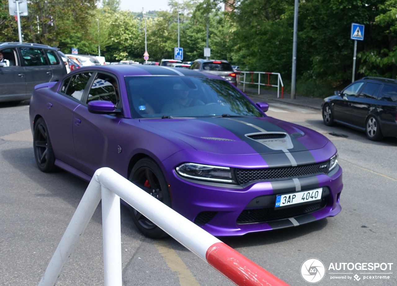 Dodge Charger SRT Hellcat