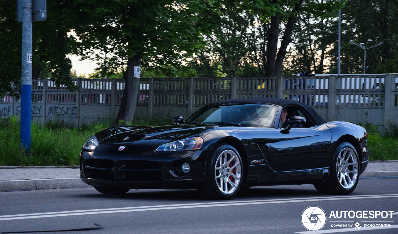 Dodge Viper SRT-10 Roadster 2003