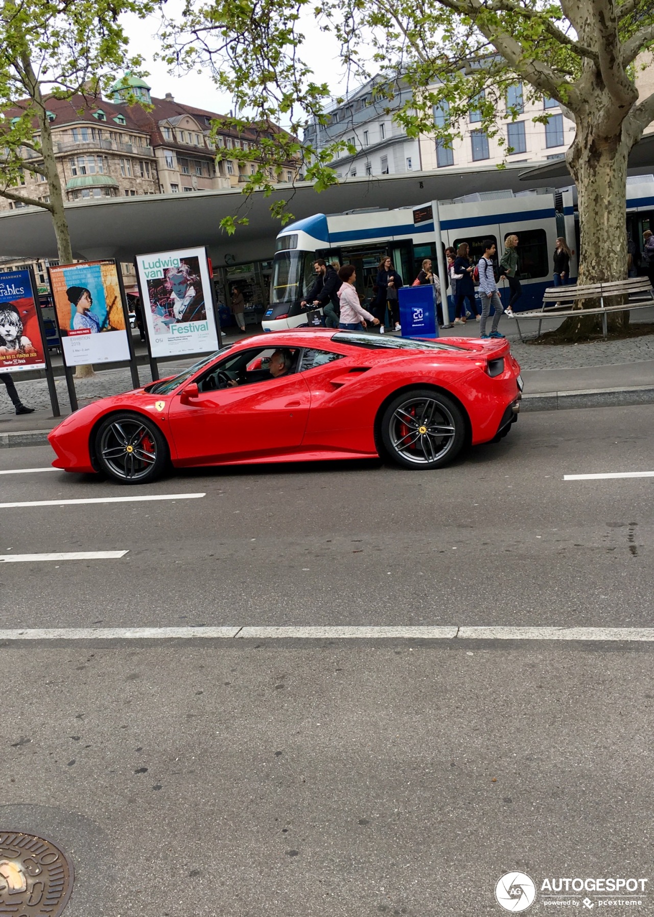 Ferrari 488 GTB