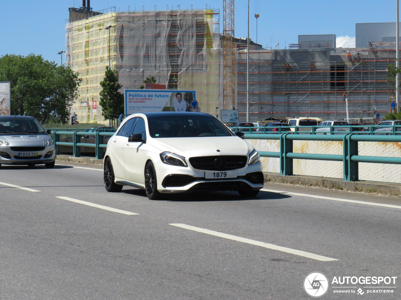 Mercedes-AMG A 45 W176 2015