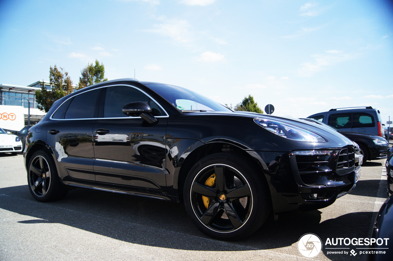 Porsche 95B Macan Turbo