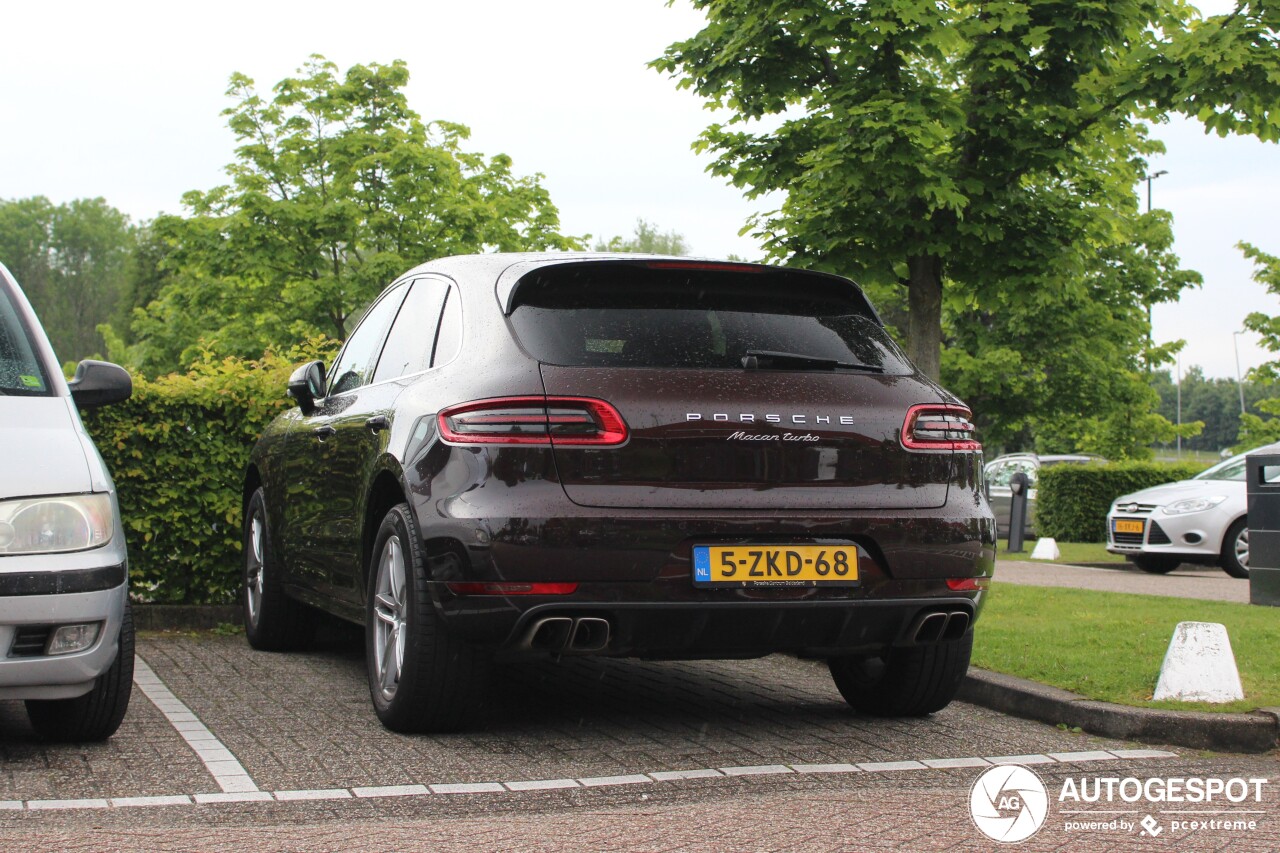 Porsche 95B Macan Turbo