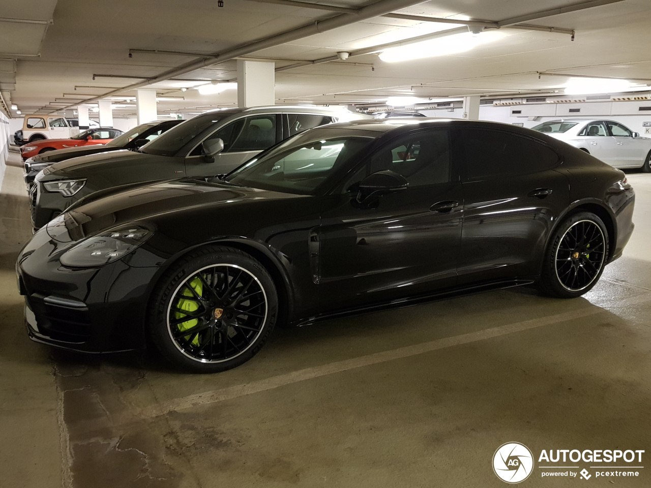 Porsche 971 Panamera Turbo S E-Hybrid