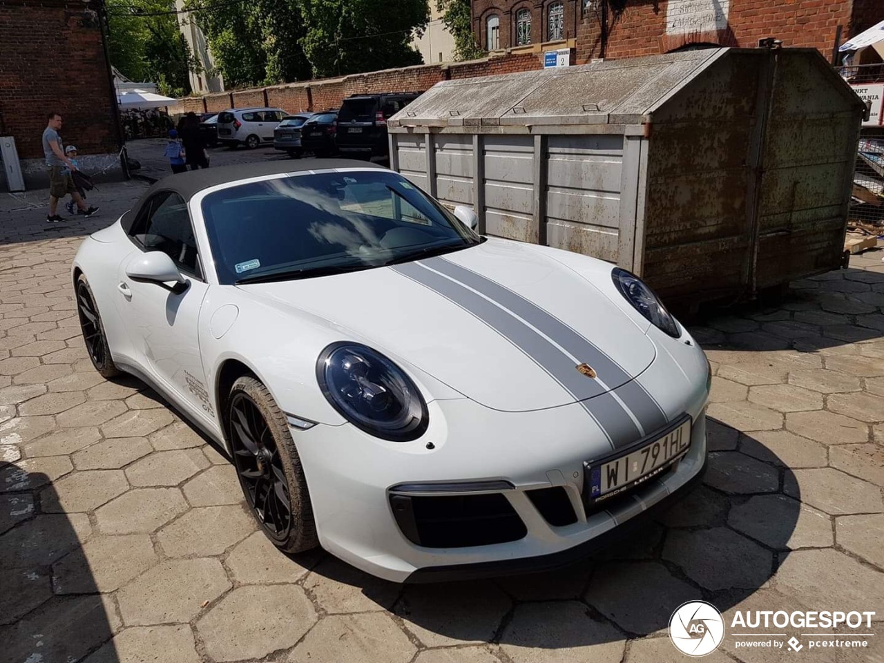 Porsche 991 Carrera 4 GTS Cabriolet MkII