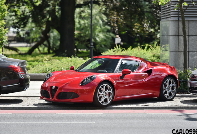 Alfa Romeo 4C Coupé