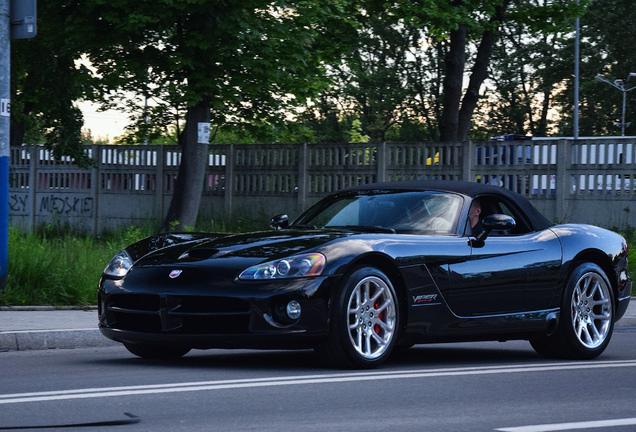 Dodge Viper SRT-10 Roadster 2003