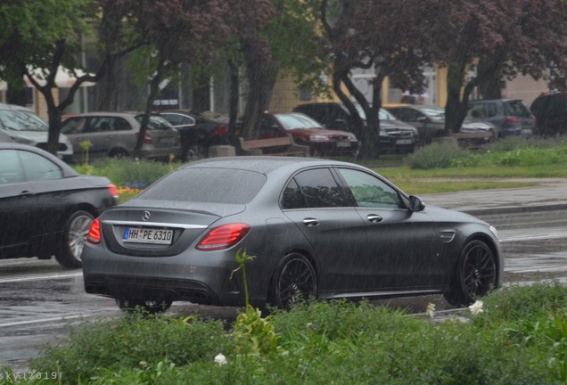 Mercedes-AMG C 63 W205