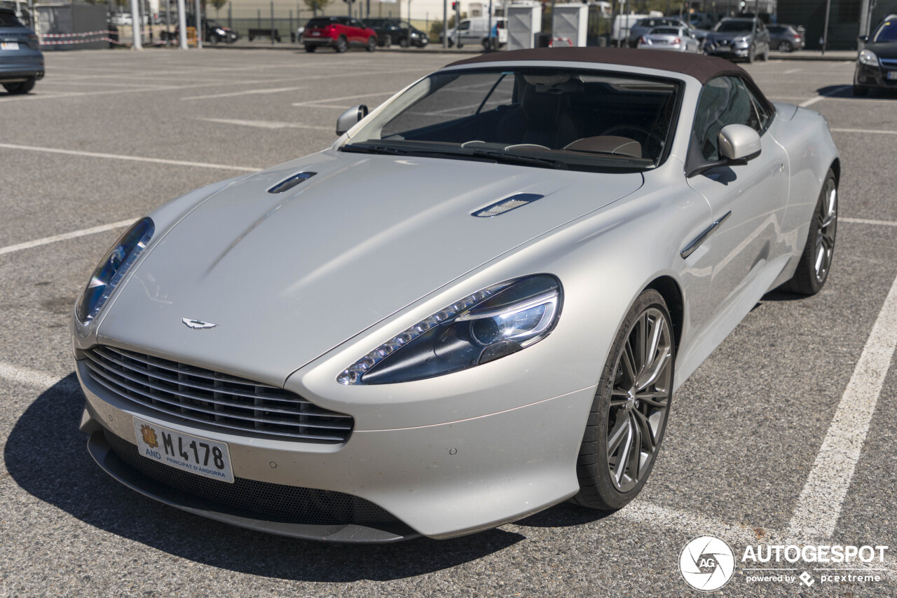 Aston Martin Virage Volante 2011