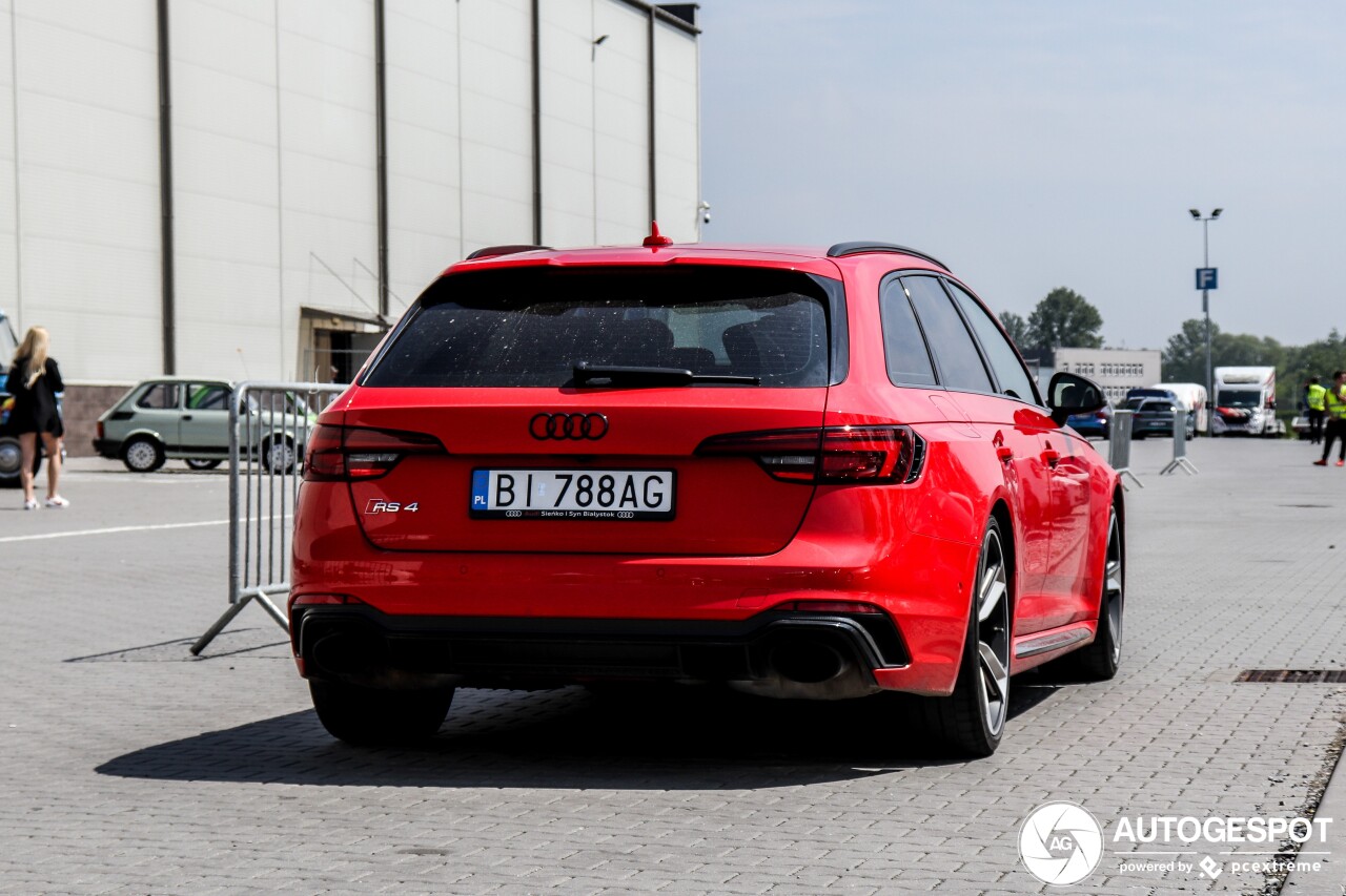 Audi RS4 Avant B9