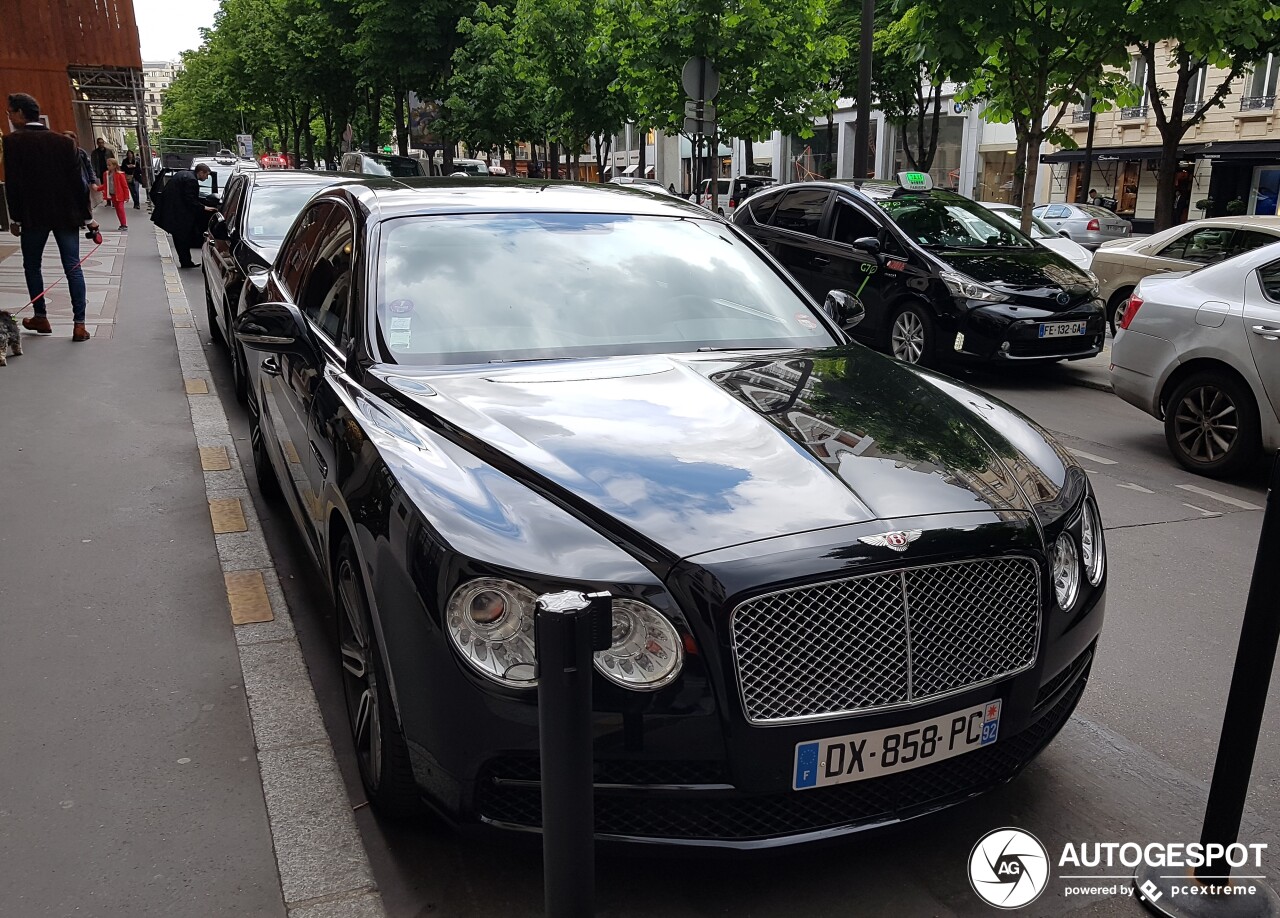 Bentley Flying Spur V8