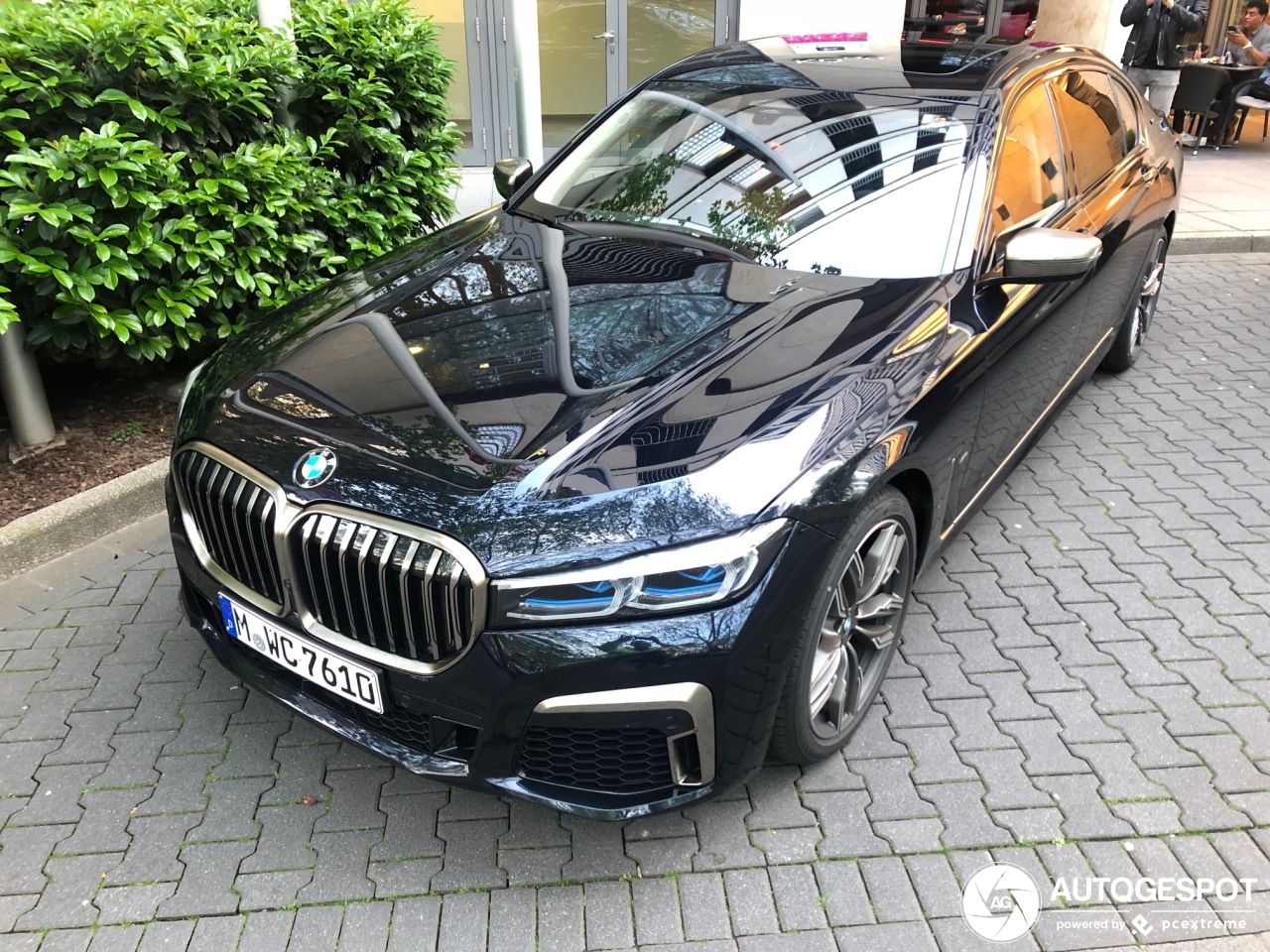 BMW M760Li xDrive 2019