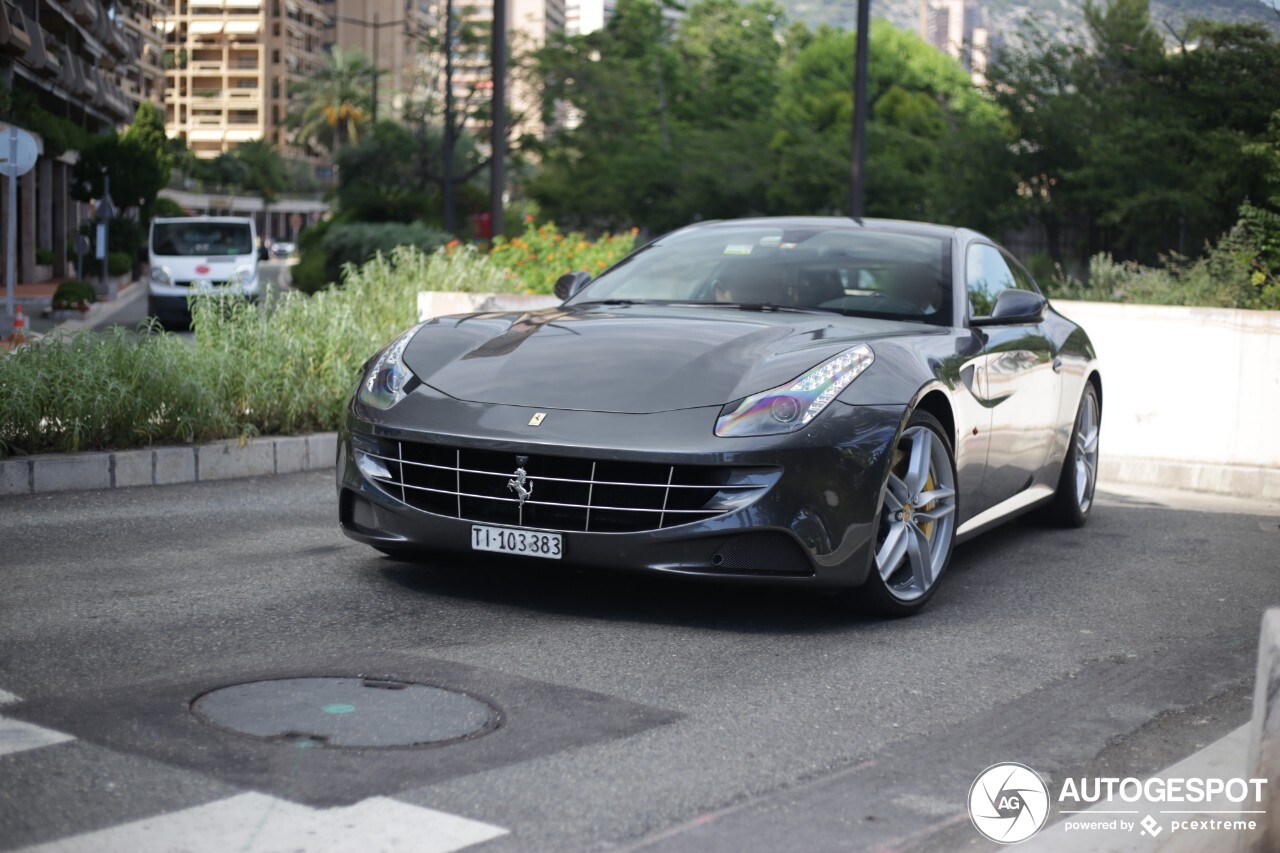 Ferrari FF