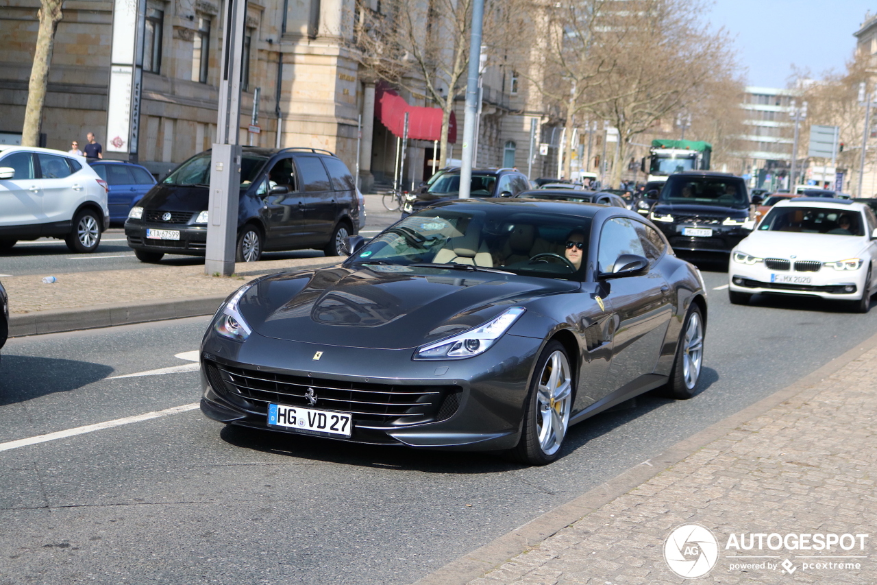 Ferrari GTC4Lusso