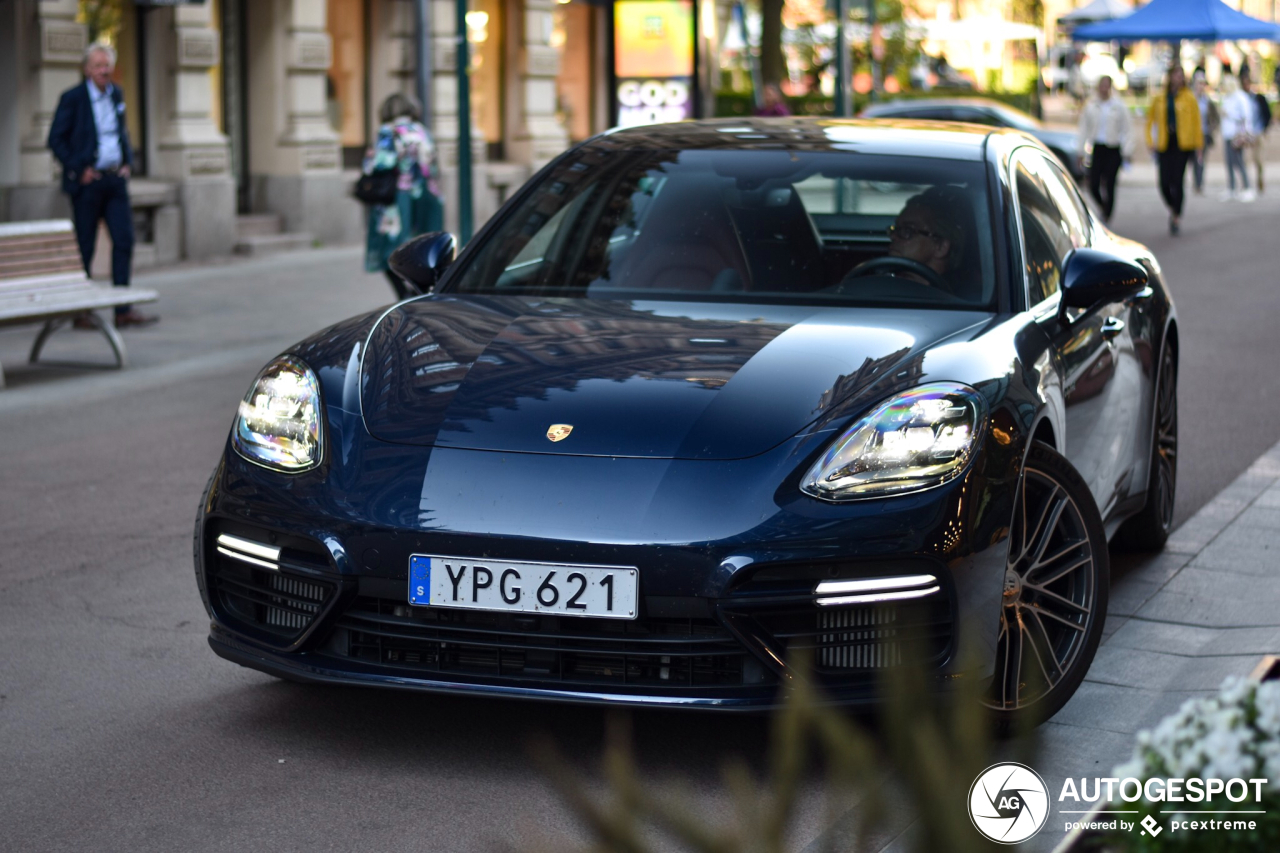 Porsche 971 Panamera Turbo S E-Hybrid