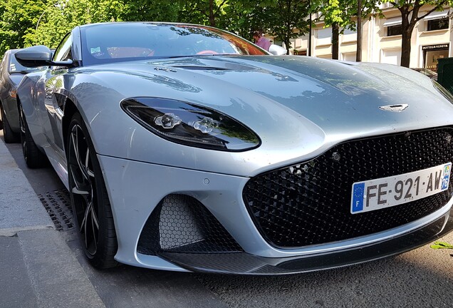 Aston Martin DBS Superleggera