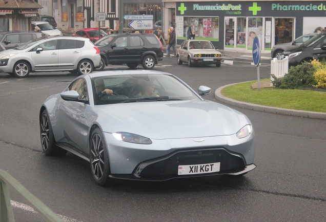 Aston Martin V8 Vantage 2018