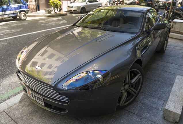 Aston Martin V8 Vantage