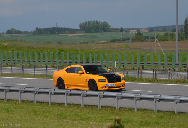 Dodge Charger SRT-8