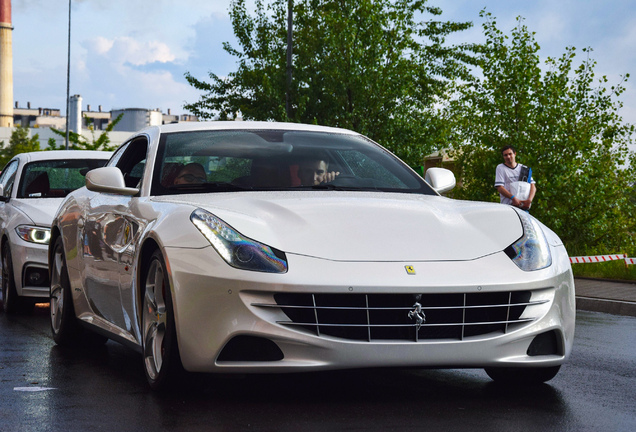 Ferrari FF