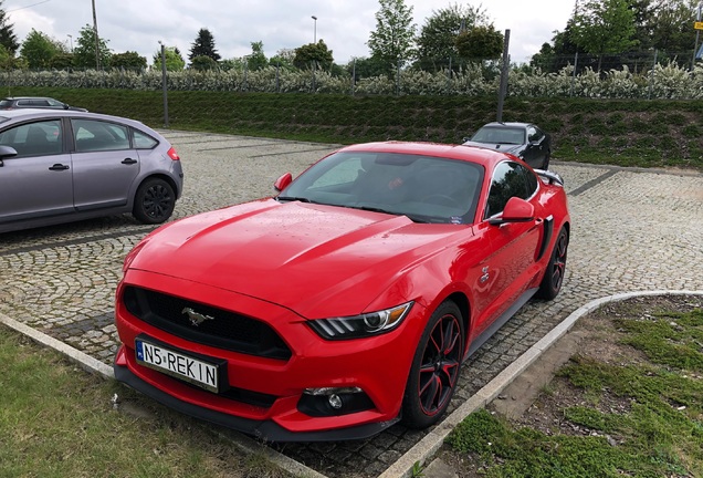 Ford Mustang GT 2015