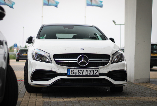 Mercedes-AMG A 45 W176 2015