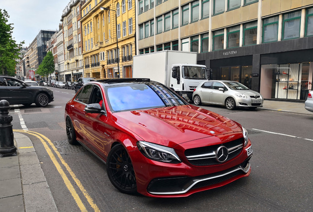 Mercedes-AMG C 63 S W205