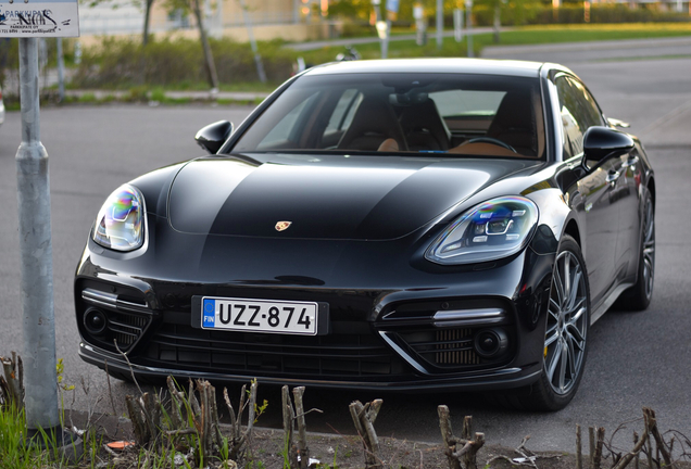 Porsche 971 Panamera Turbo S E-Hybrid