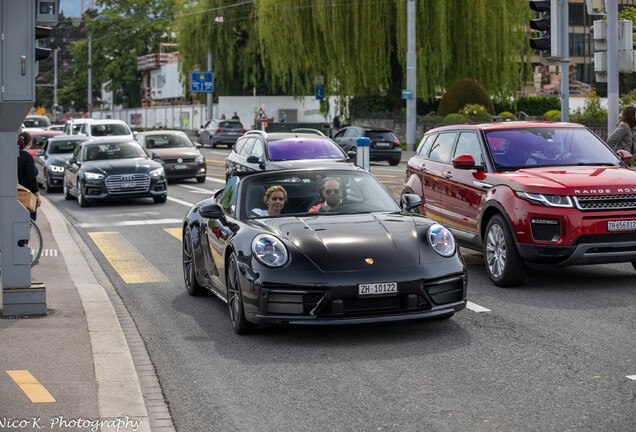 Porsche 992 Carrera 4S Cabriolet