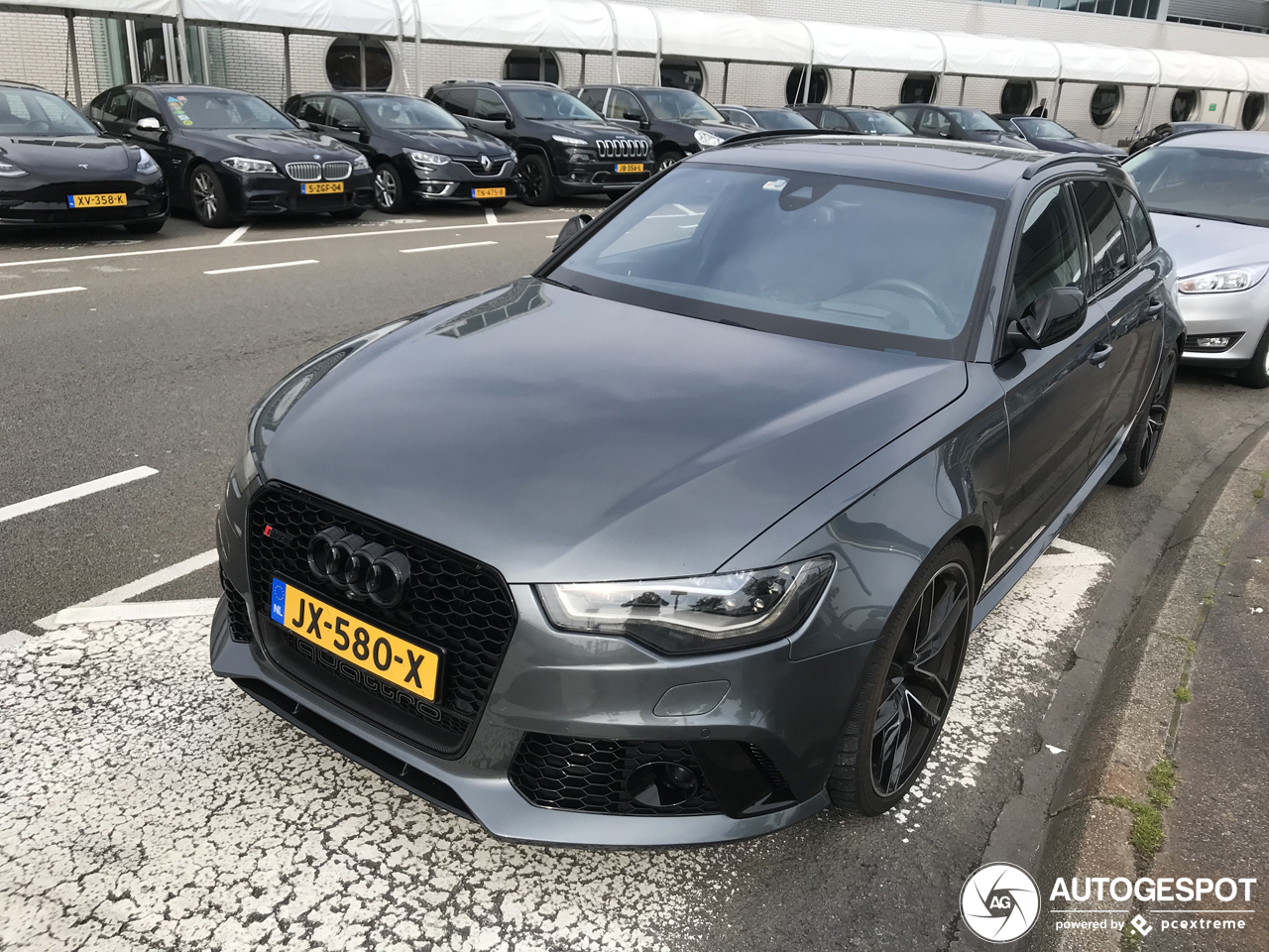 Audi RS6 Avant C7