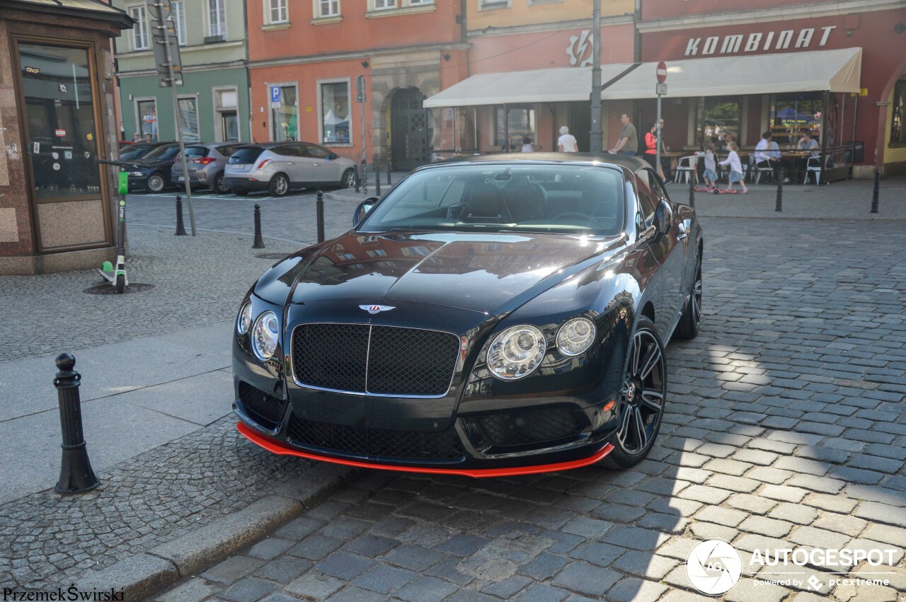 Bentley Continental GTC V8