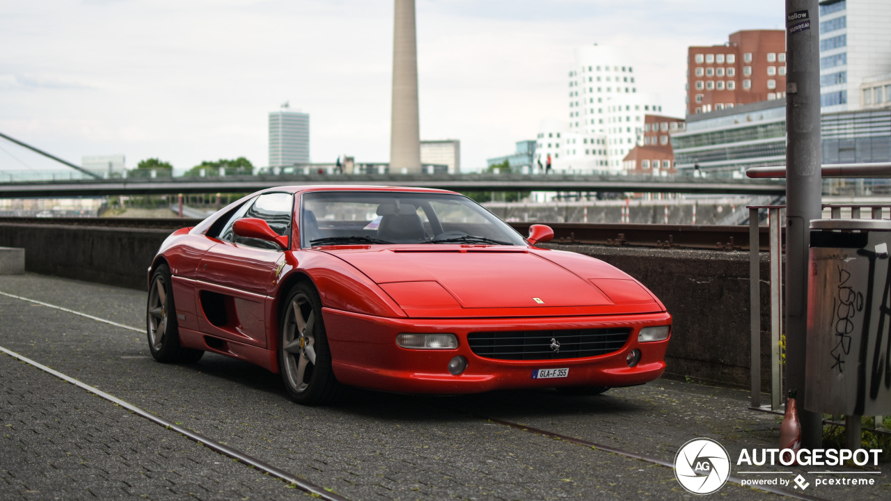 Ferrari F355 GTS