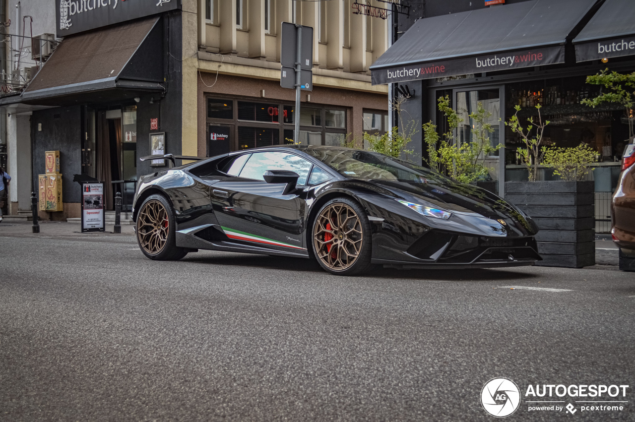 Lamborghini Huracán LP640-4 Performante