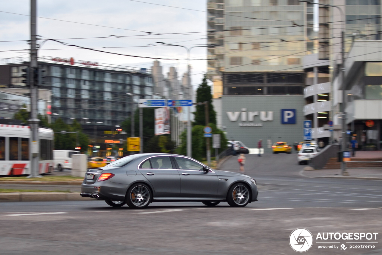 Mercedes-AMG E 63 S W213