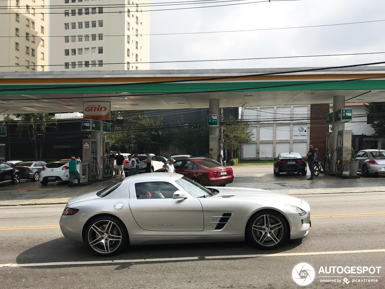 Mercedes-Benz SLS AMG