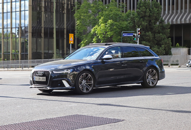 Audi RS6 Avant C7 2015