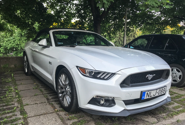 Ford Mustang GT Convertible 2015