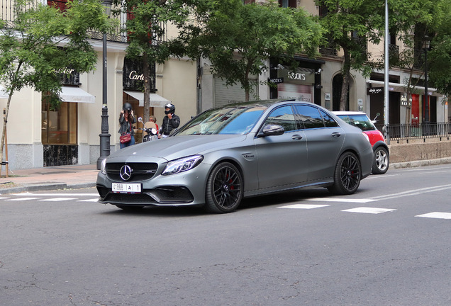 Mercedes-AMG C 63 S W205