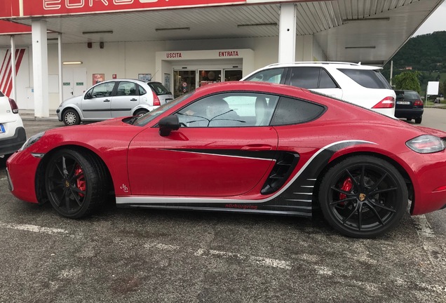 Porsche 718 Cayman S