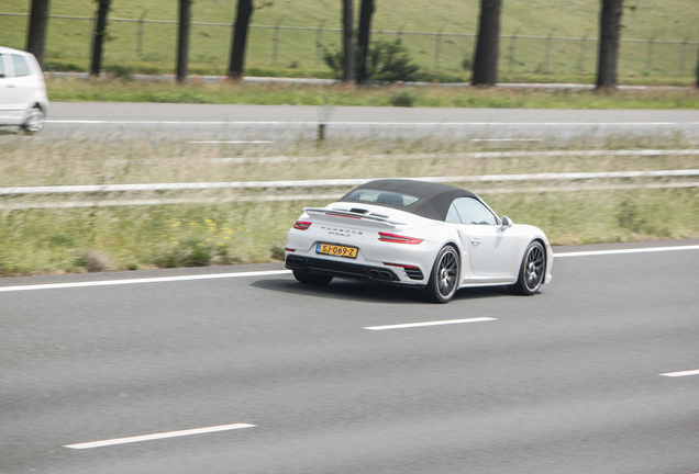 Porsche 991 Turbo S Cabriolet MkII