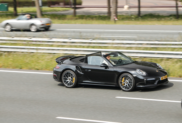 Porsche 991 Turbo S Cabriolet MkII