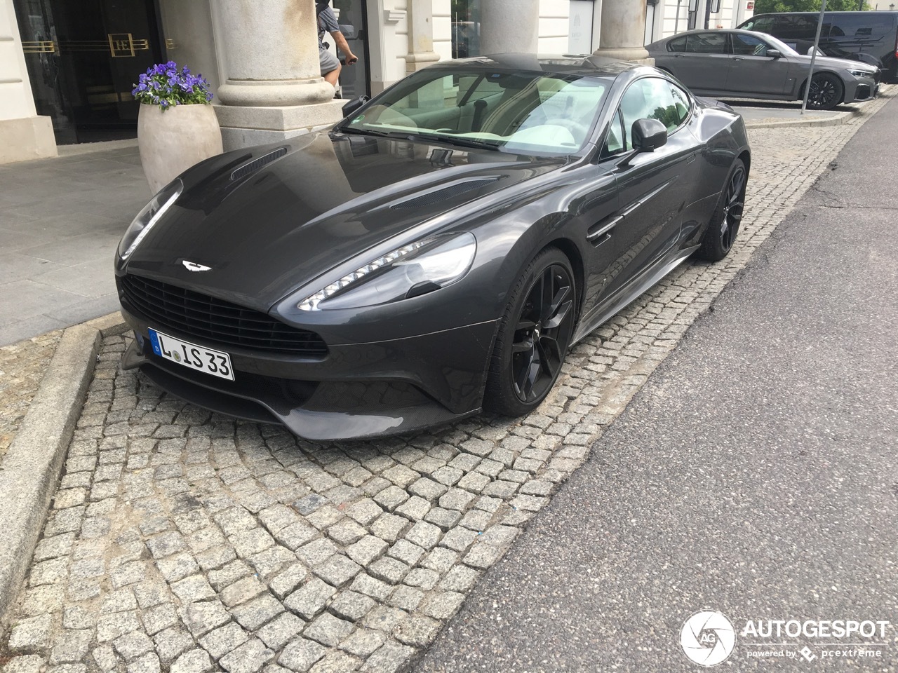 Aston Martin Vanquish 2013