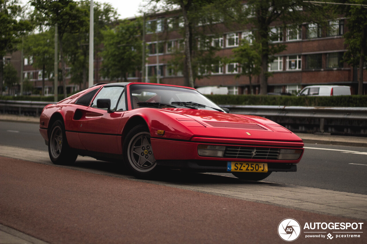 Ferrari 328 GTS