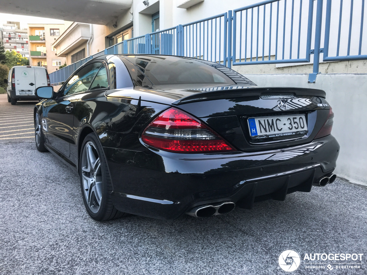 Mercedes-Benz SL 63 AMG