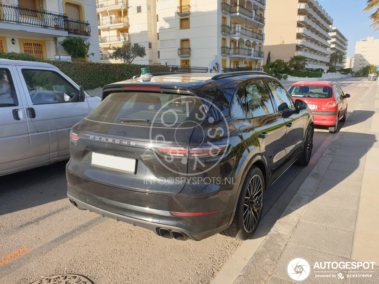 Porsche Cayenne Turbo S E-Hybrid