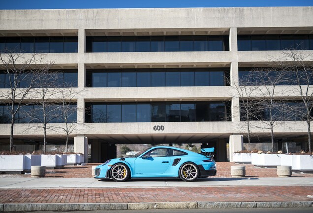 Porsche 991 GT2 RS Weissach Package