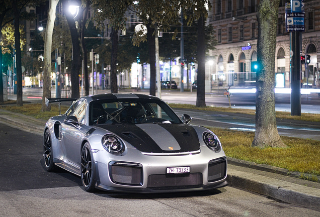 Porsche 991 GT2 RS Weissach Package