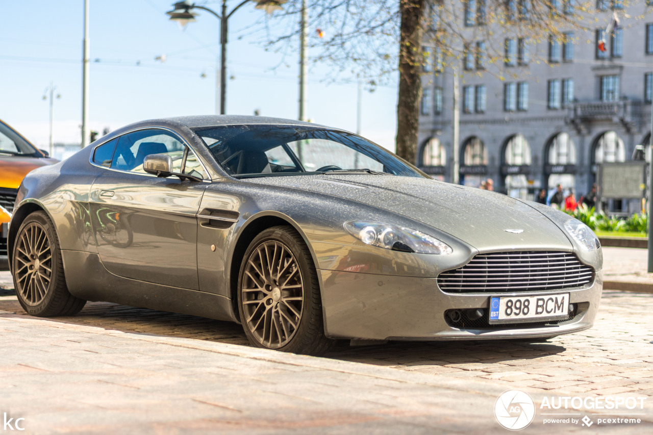 Aston Martin V8 Vantage