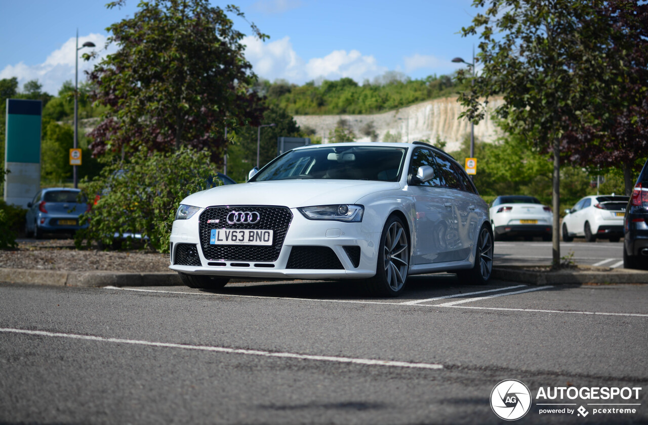 Audi RS4 Avant B8