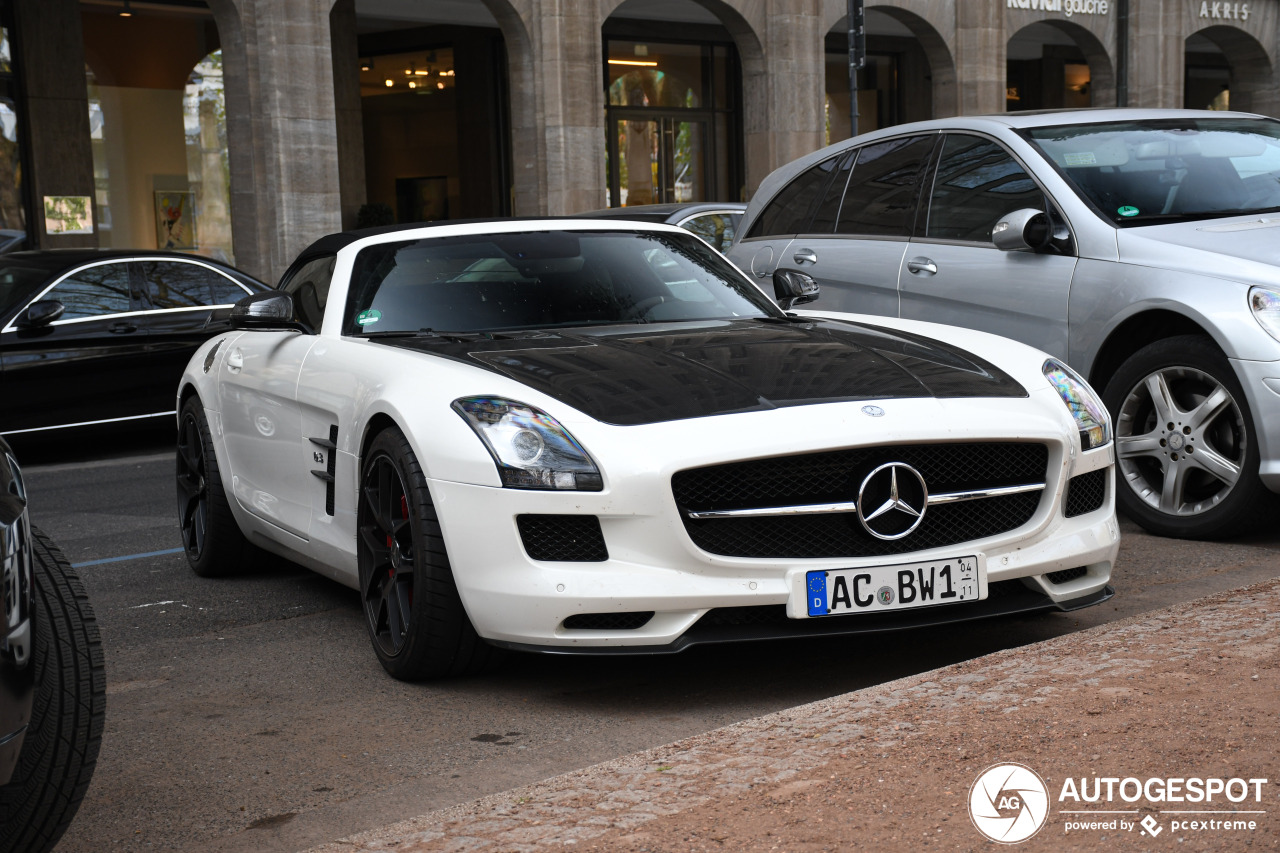 Mercedes-Benz SLS AMG GT Roadster Final Edition