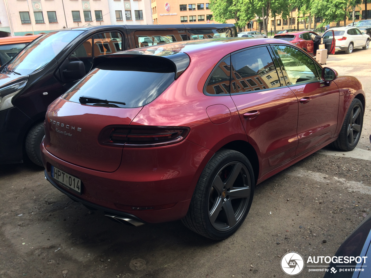 Porsche 95B Macan Turbo